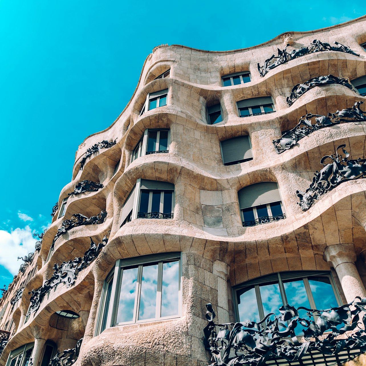 Barcelona Card including Park Güell and Sagrada Família (8/9)