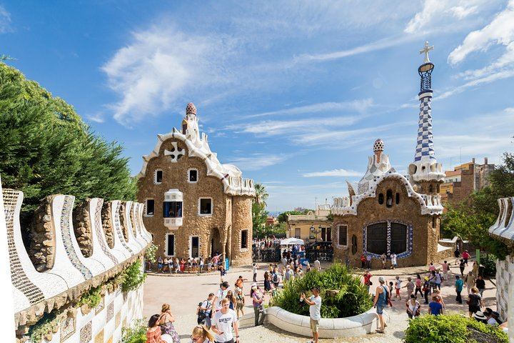 Barcelona: Visita guiada sin colas al Parque Güell de Gaudí
