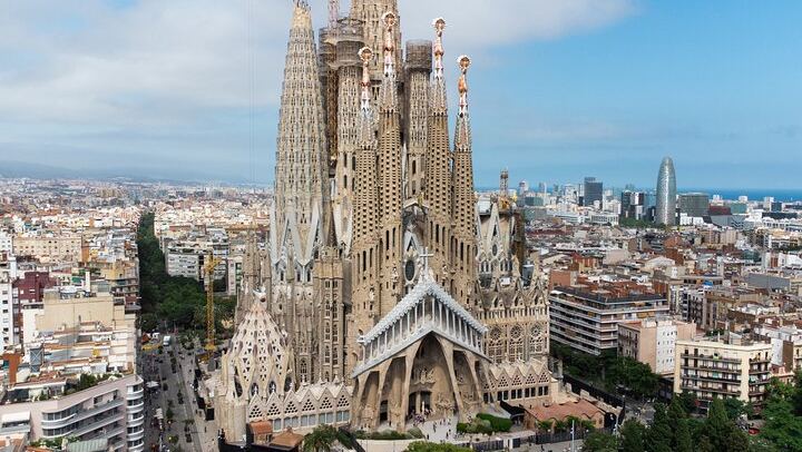 Combinado: Visita guiada sin colas a la Sagrada Familia y al Parque Güell