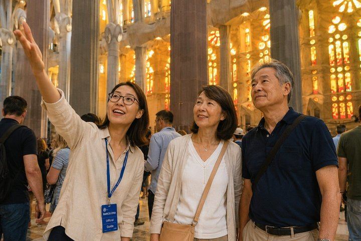 Premium package: Private Gaudí tour, rooftop experience at sunset, and game tickets in a VIP area (9/12)