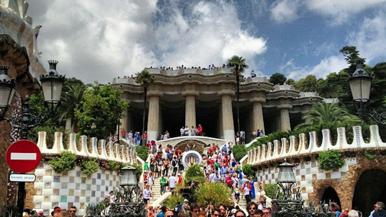 Park Güell con guía: qué fue el modernismo y por qué pasó aquí