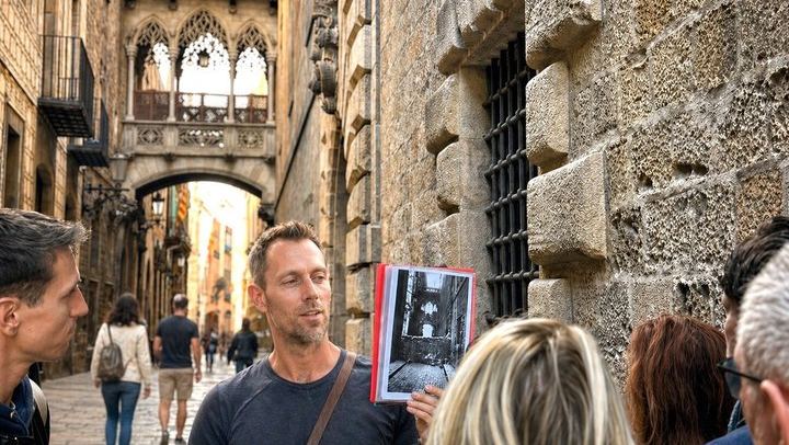Recorrido a pie por las Ramblas, el casco antiguo, la arquitectura gótica y Gaudí