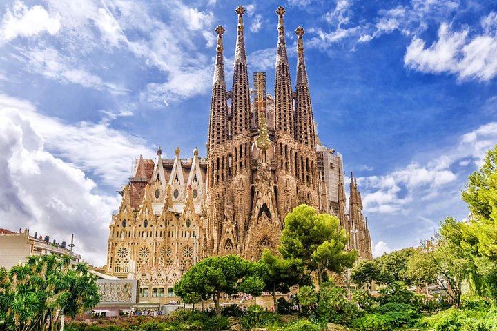 Sagrada Familia & Park Güell Opcional : Tour en grupo reducido
