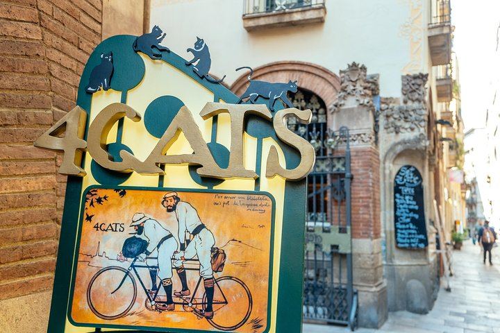 Tesoros de Barcelona: recorrido privado a pie por Gaudí