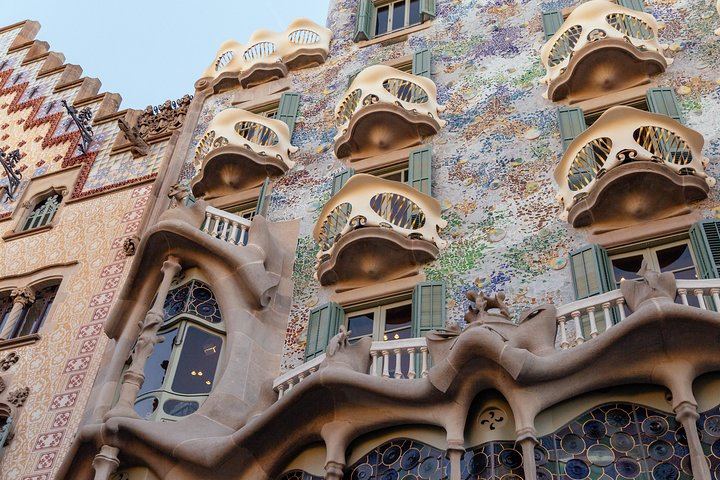 Tesoros de Barcelona: recorrido privado a pie por Gaudí