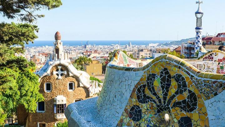 Tour Guiado al Park Güell con acceso rápido y entradas